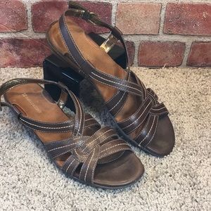 Naturalizer Brown leather Slingback Sandals